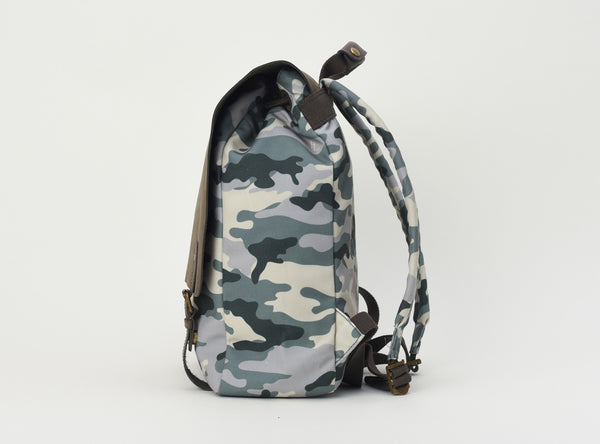 Devon Backpack Camo