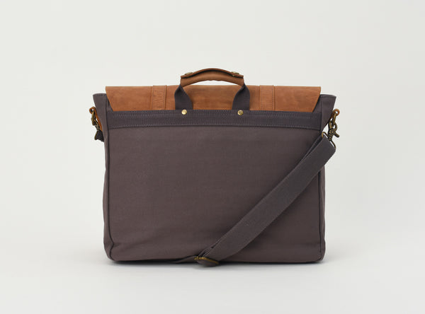 Wiltshire Messenger Grey